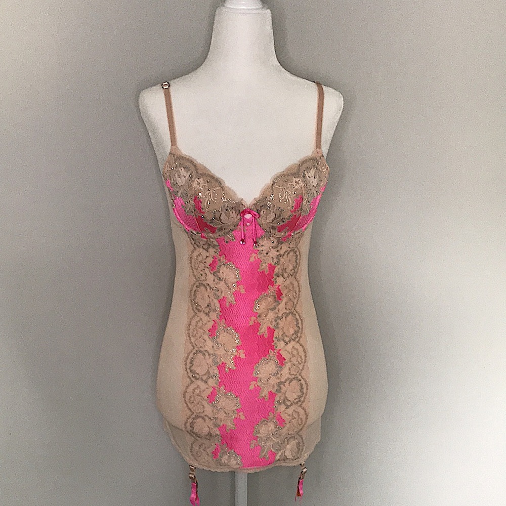Victoria’s Secret very sexy lace garter slip